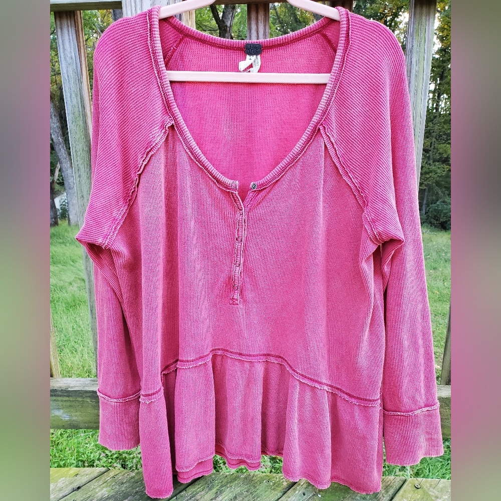 Women's Waffle Knit Mineral Washed Babydoll Henly Top